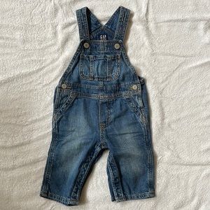 Used Baby Gap 6-12 months overalls like new
